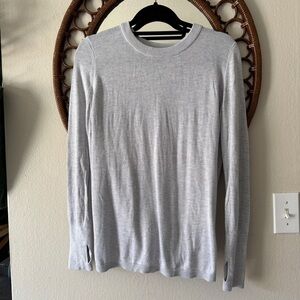 Lululemon crewneck open back sweater size 4